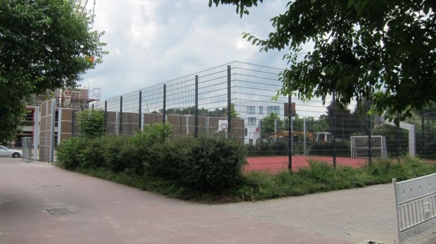 Der Sportplatz in Dahlem. 